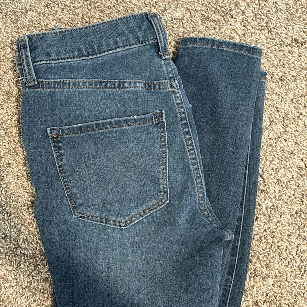 High Rise Skinny Jeans - Picture 4 of 4